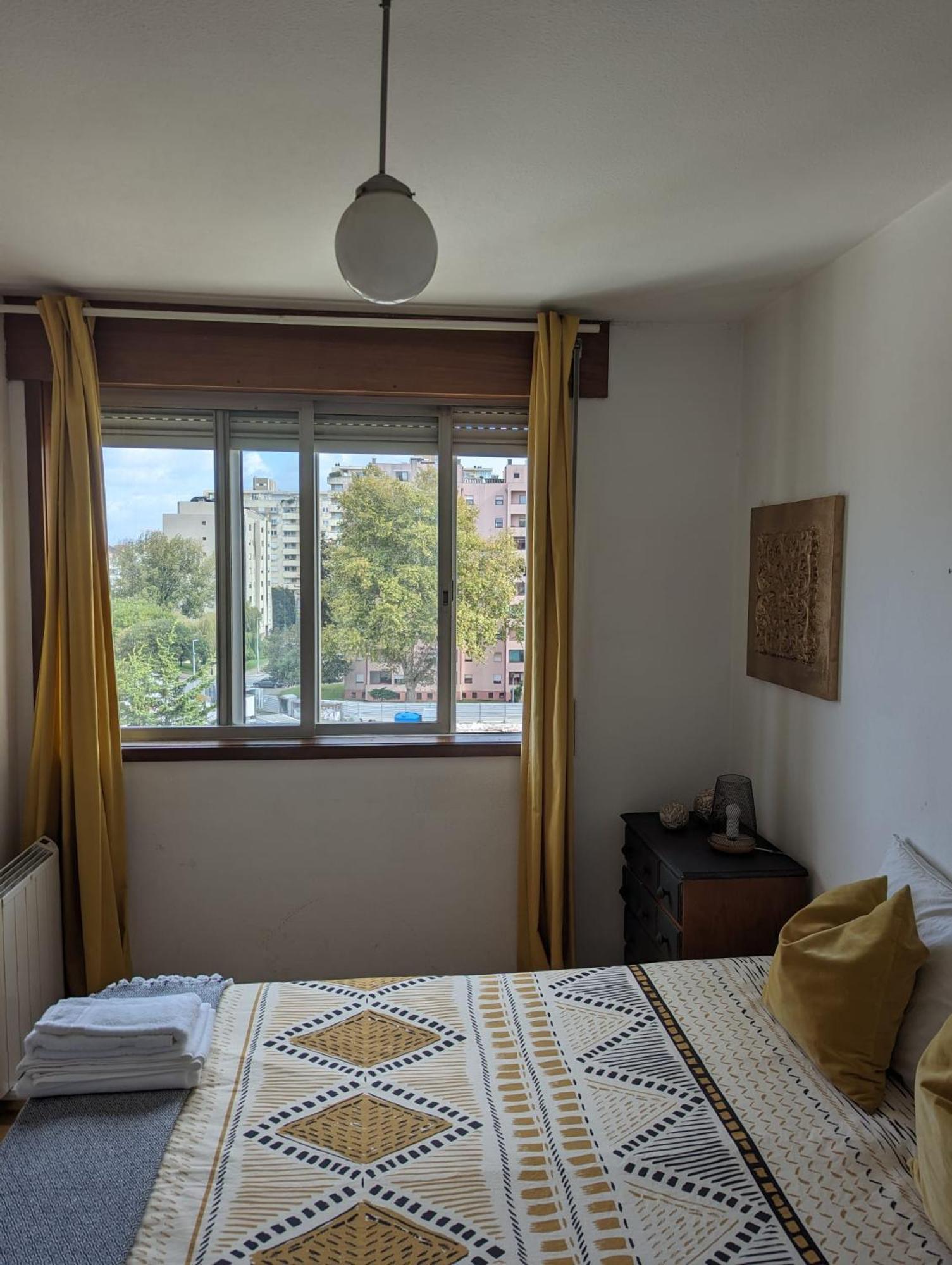 Pine Tree Apartment Порту Екстер'єр фото