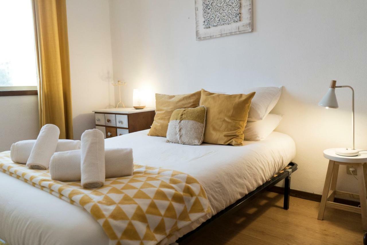 Pine Tree Apartment Порту Екстер'єр фото